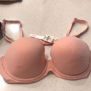 Victoria’s Secret bra nwt